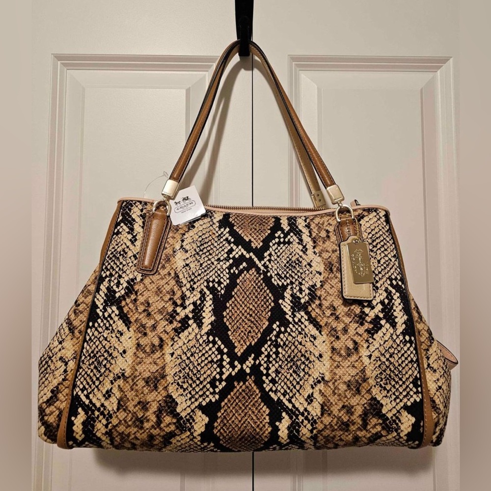 Authentic Coach Madison Carryall Bag 30801